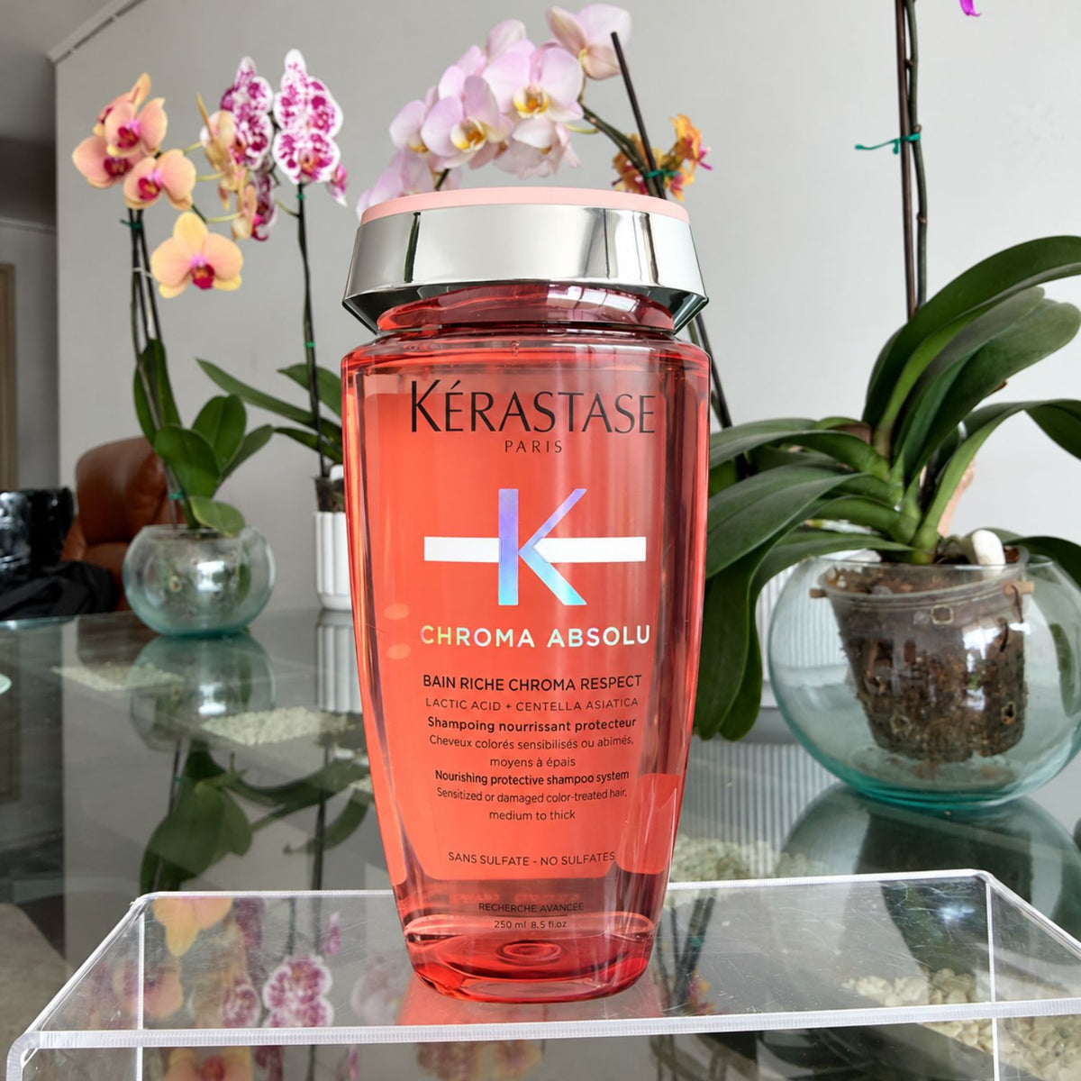 Fotografía adicional del producto Kérastase Chroma Absolu Bain Riche Chroma Respect 250ml – Shampoo Sin Sulfatos