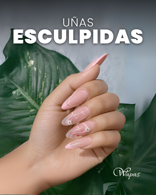 Uñas esculpidas