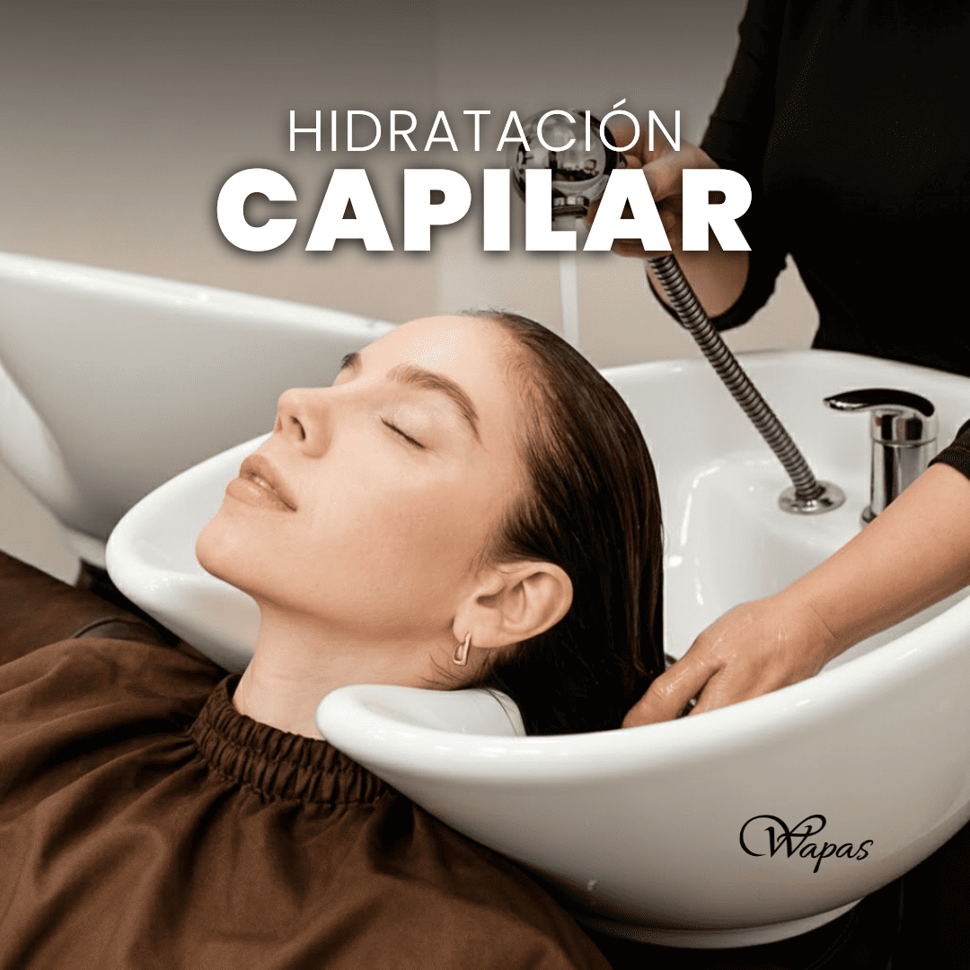 Hidratación capilar en San Isidro, Lima (Wapas Salón): tratamiento profesional en lavacabezas para rehidratar el cabello reseco y maltratado por sol, piscina o cloro, dejando suavidad y brillo.