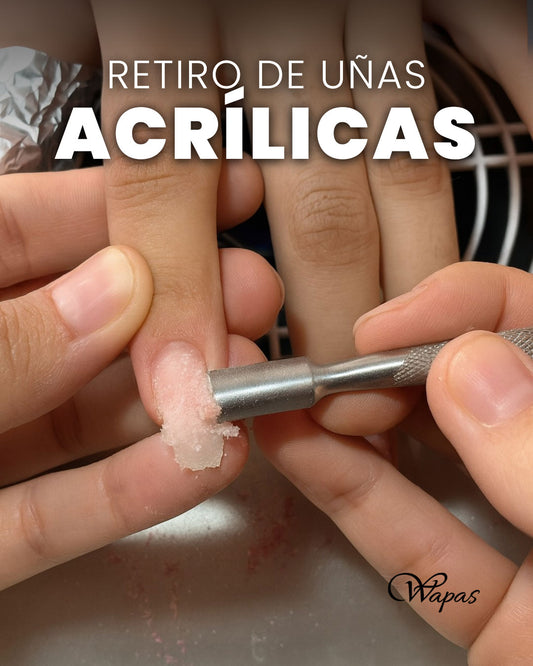 Retiro profesional de uñas acrílicas en Wapas GCC, salón de belleza en San Isidro, Lima, Perú.